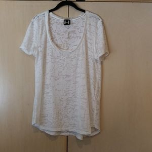H by Bordeaux White Top Top White Short Sleeve Large